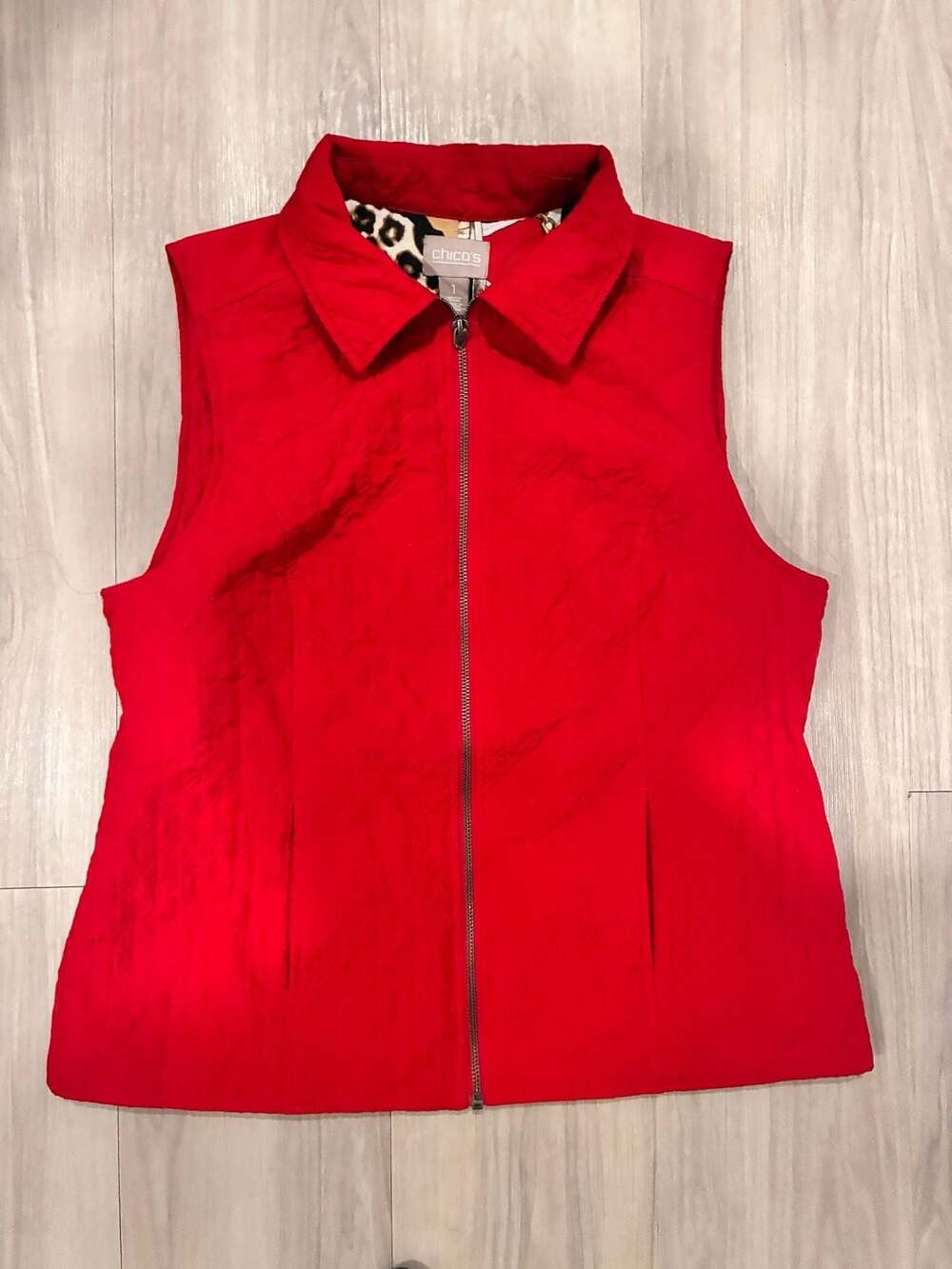 Chico'S Quilted Reversible Zip Vest Size 1 Red Leopard Print Chain